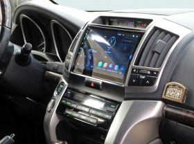 Рамка TOYOTA Land Cruiser 200 2007-2015 10 дюимов