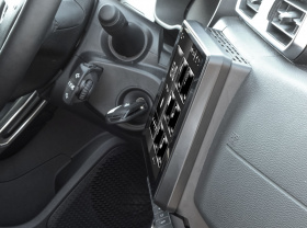 Рамка RENAULT Duster 2021+ Arkana 2019+ 10"